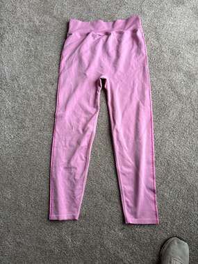 PINK Victoria's Secret Seamless Hearts Classic High-Waist Leggings in Pink